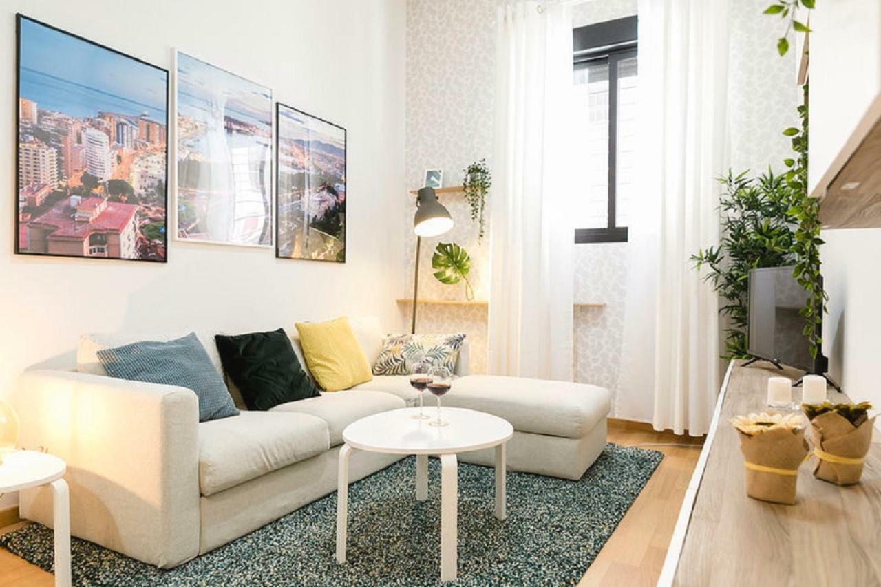 Family Apartment Patio&Swimming Pool In Center مالقة المظهر الخارجي الصورة
