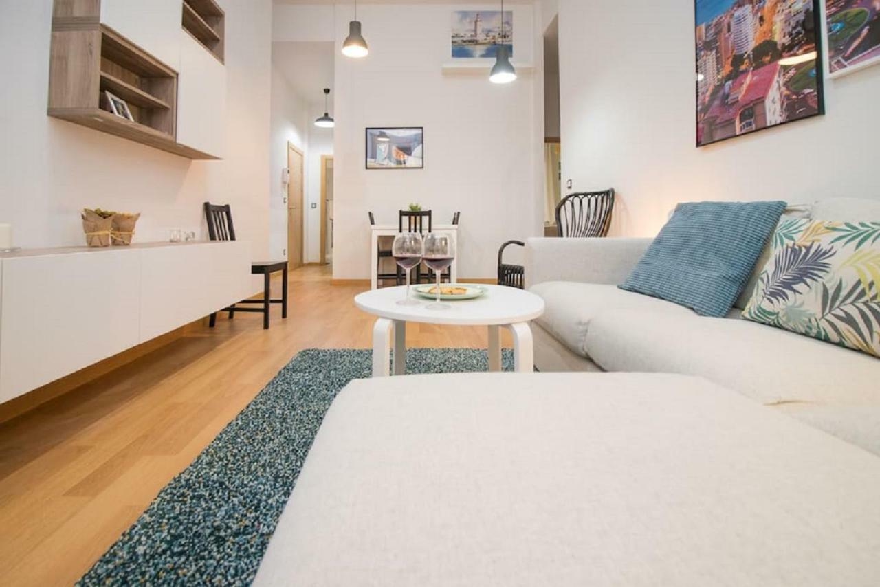 Family Apartment Patio&Swimming Pool In Center مالقة المظهر الخارجي الصورة